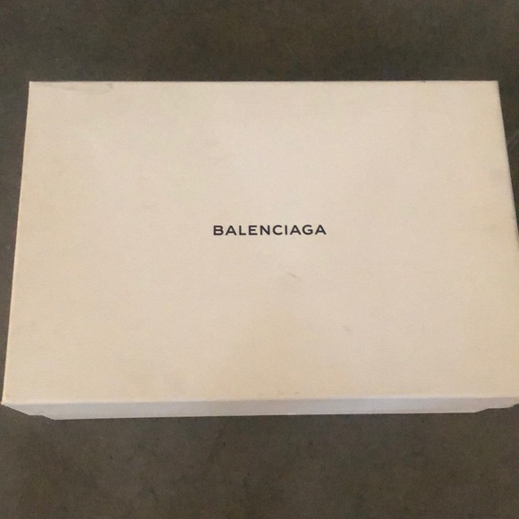 Balenciaga sneakers blk size 11 - Picture 2 of 6